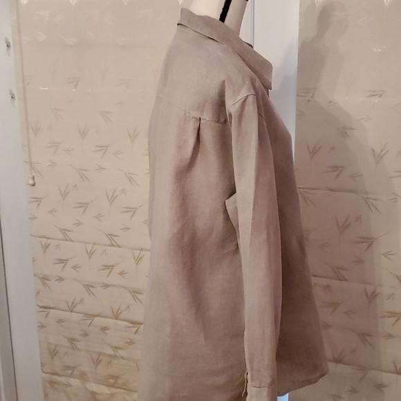 Light Jacket - Picture 2 of 3